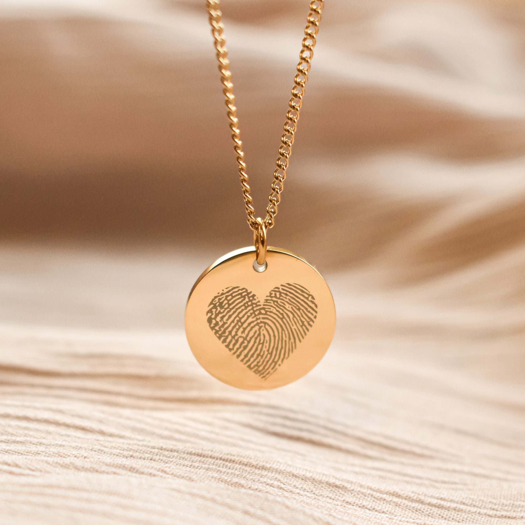 Hoe maak je een vingerafdruk voor een sieraad?