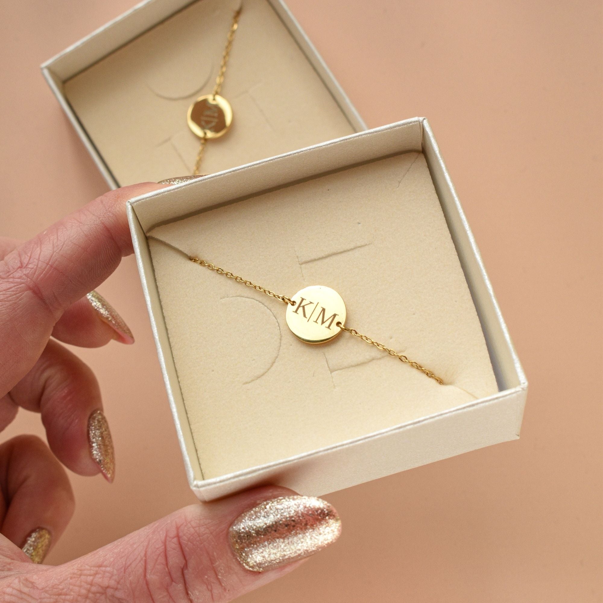 Kinderarmbandje munt initialen