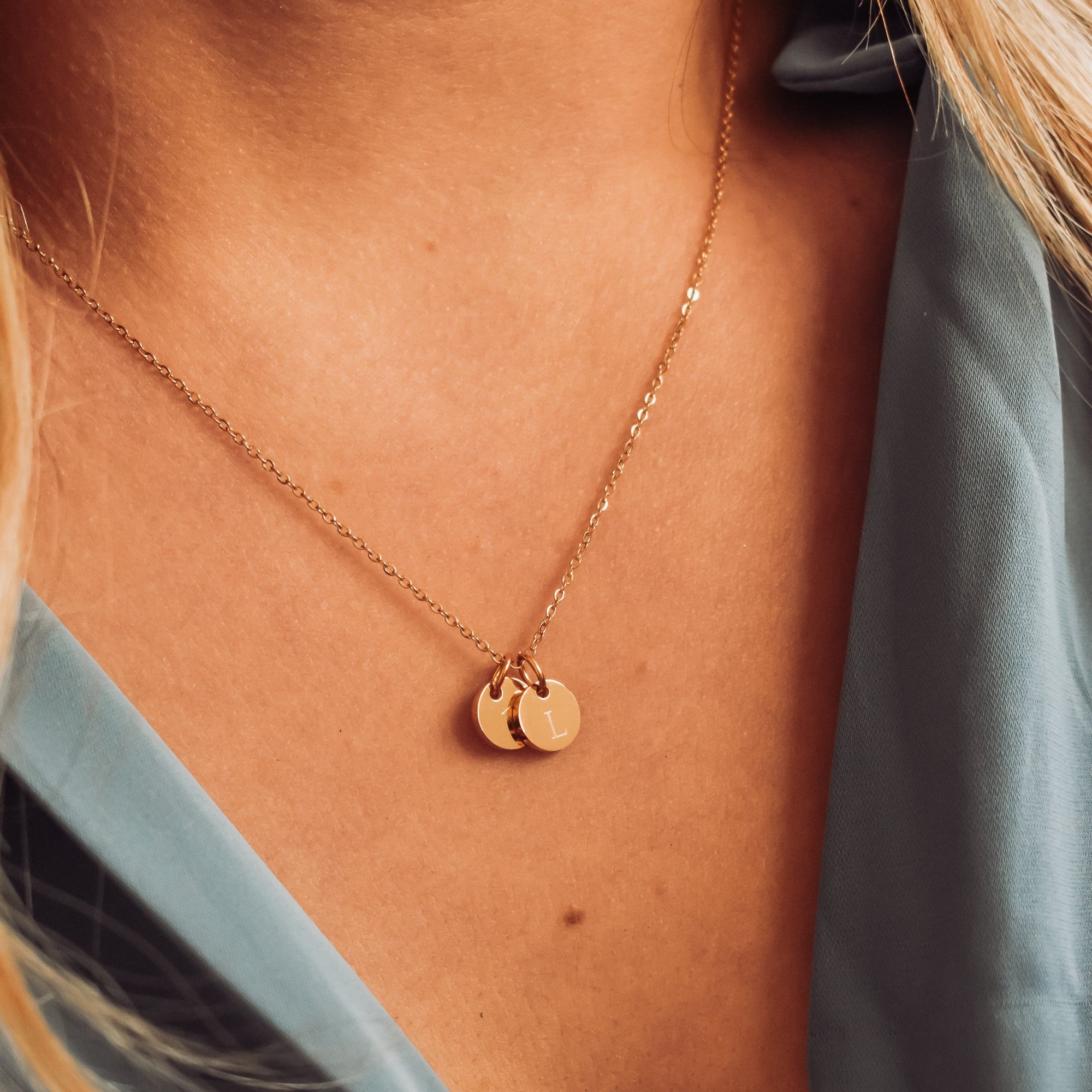 Initials Necklace Mint | 2 coins