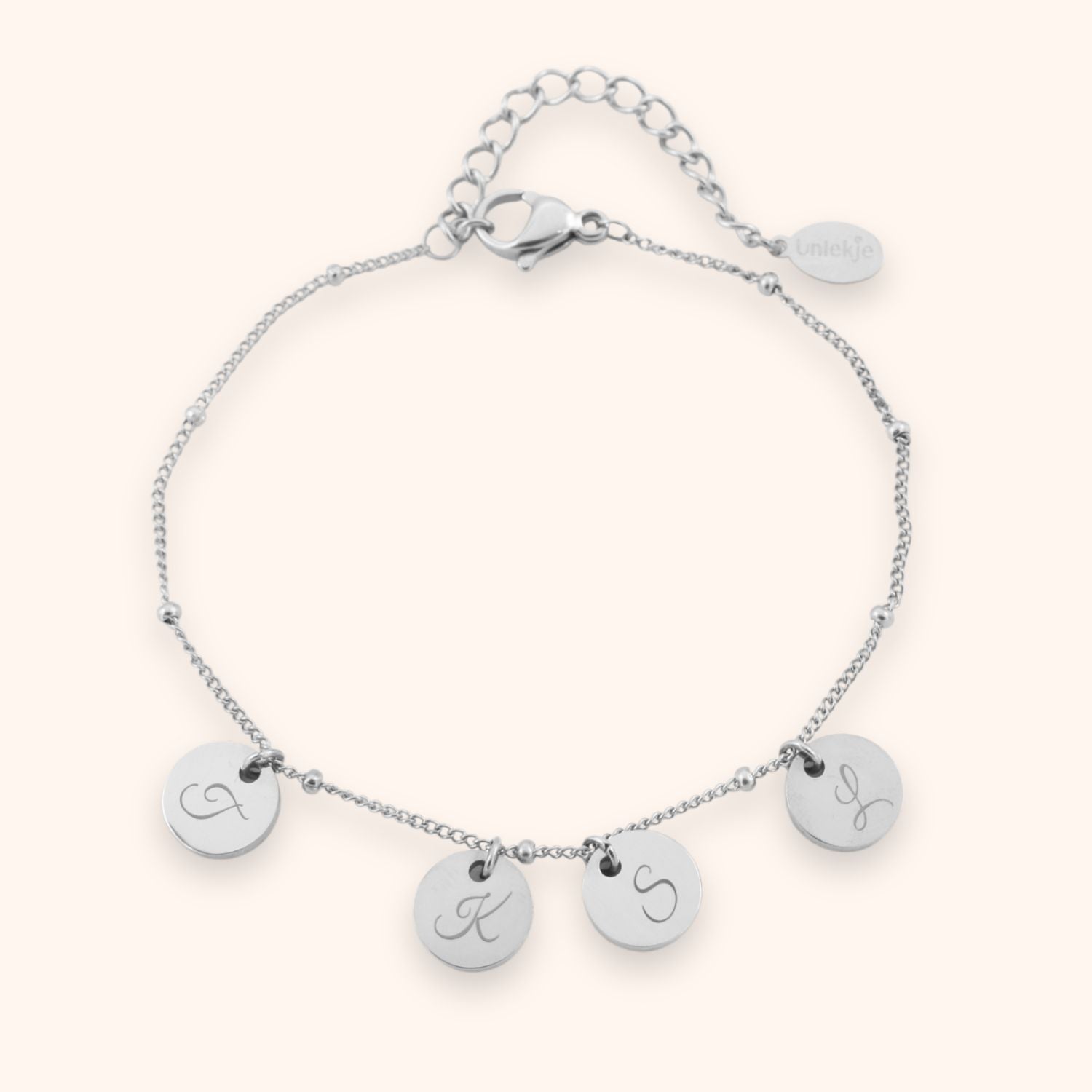 Gepersonaliseerde armband initialen 4 letters kleur zilver stainless steel