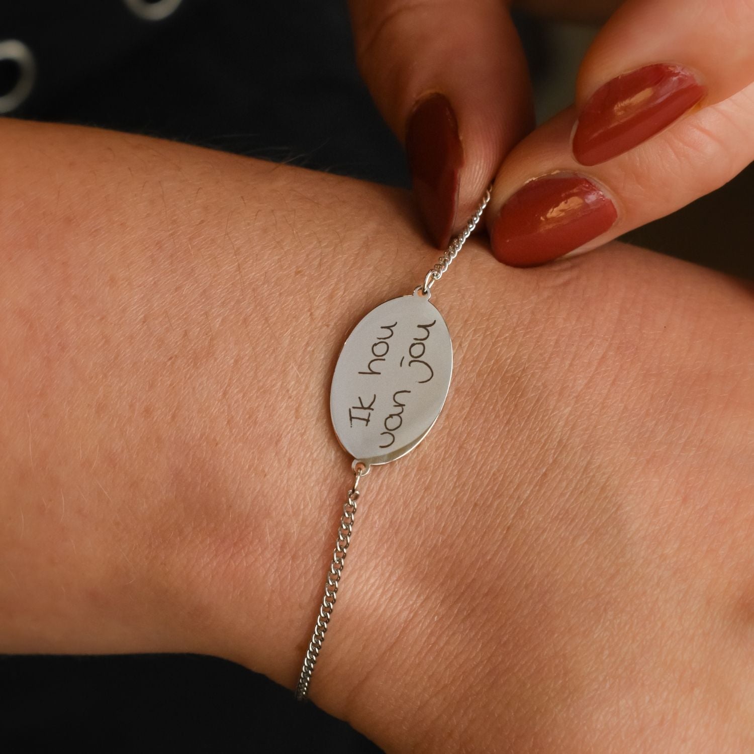 Persoonlijke armband gegraveerd met eigen handgeschreven tekst zilver stainless steel