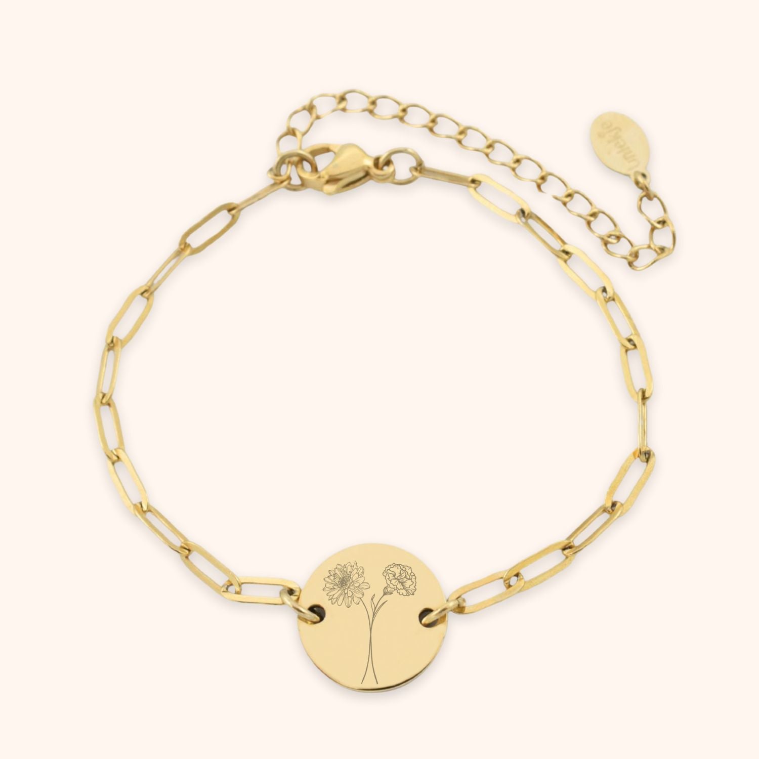Gepersonaliseerde dames armband goud met 2 geboortebloemen gegraveerd op rond plaatje. stainless steel
