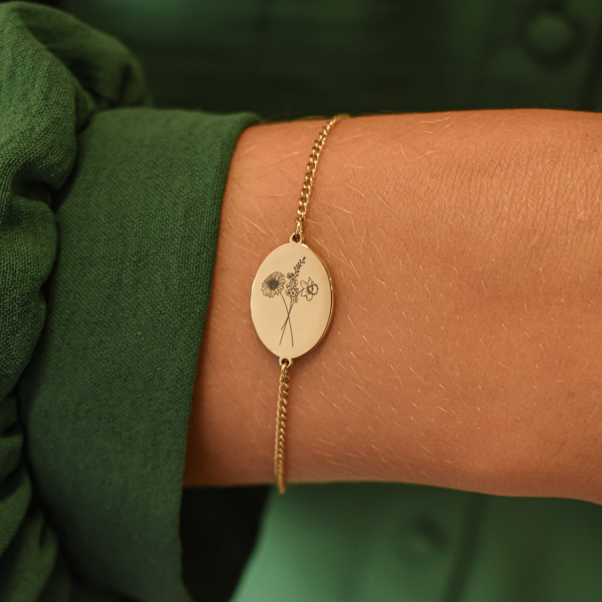 Geboortebloem boeket armband voor mama graveren met meerdere bloemen goud