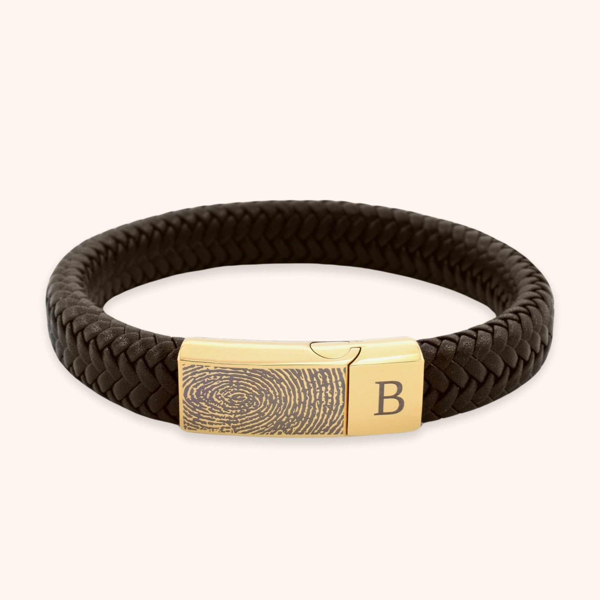Gegraveerde vingerafdruk armband voor heren bruin leder goud rvs