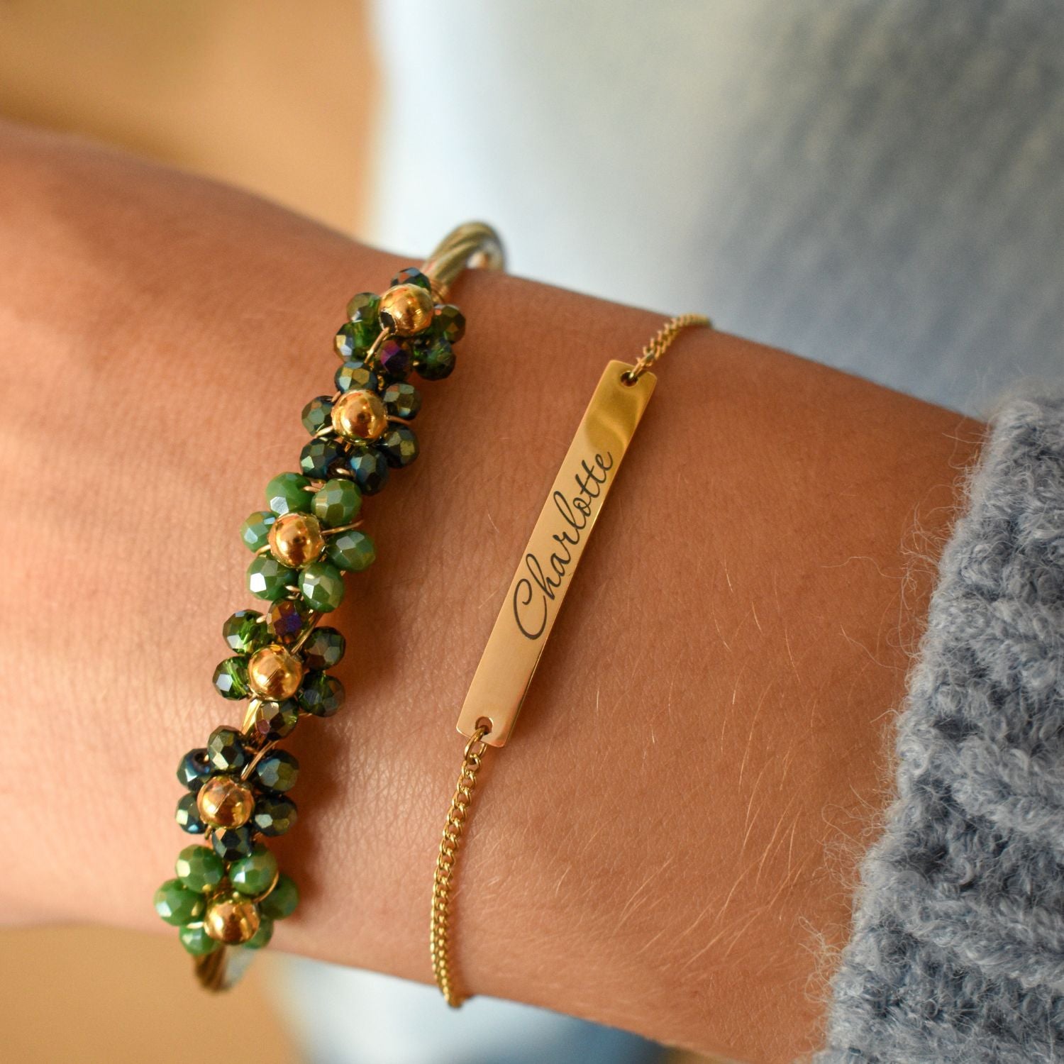 Armband groene bloemetjes facet
