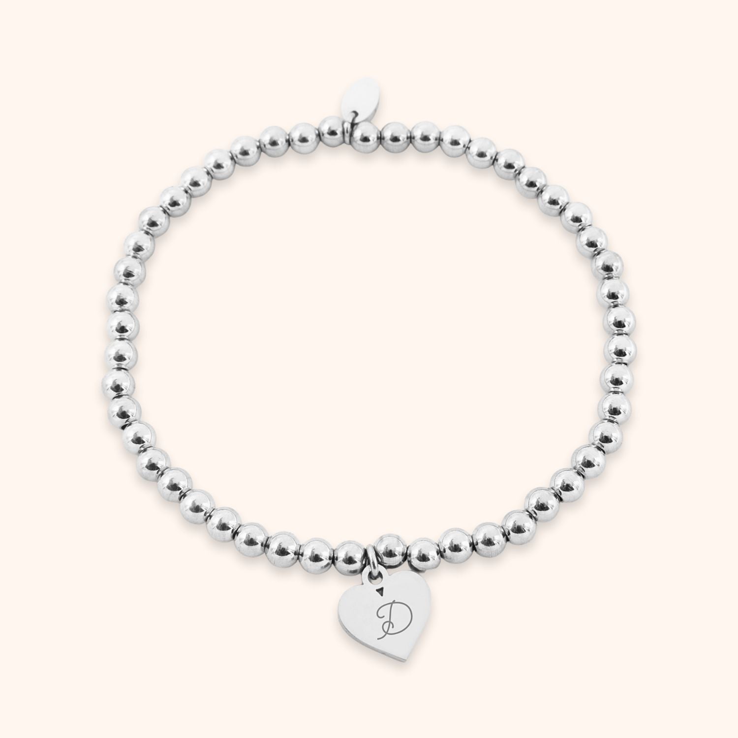 Elastische dames kralen armband gepersonaliseerd met 1 of 2 letters op een hartje zilver rvs