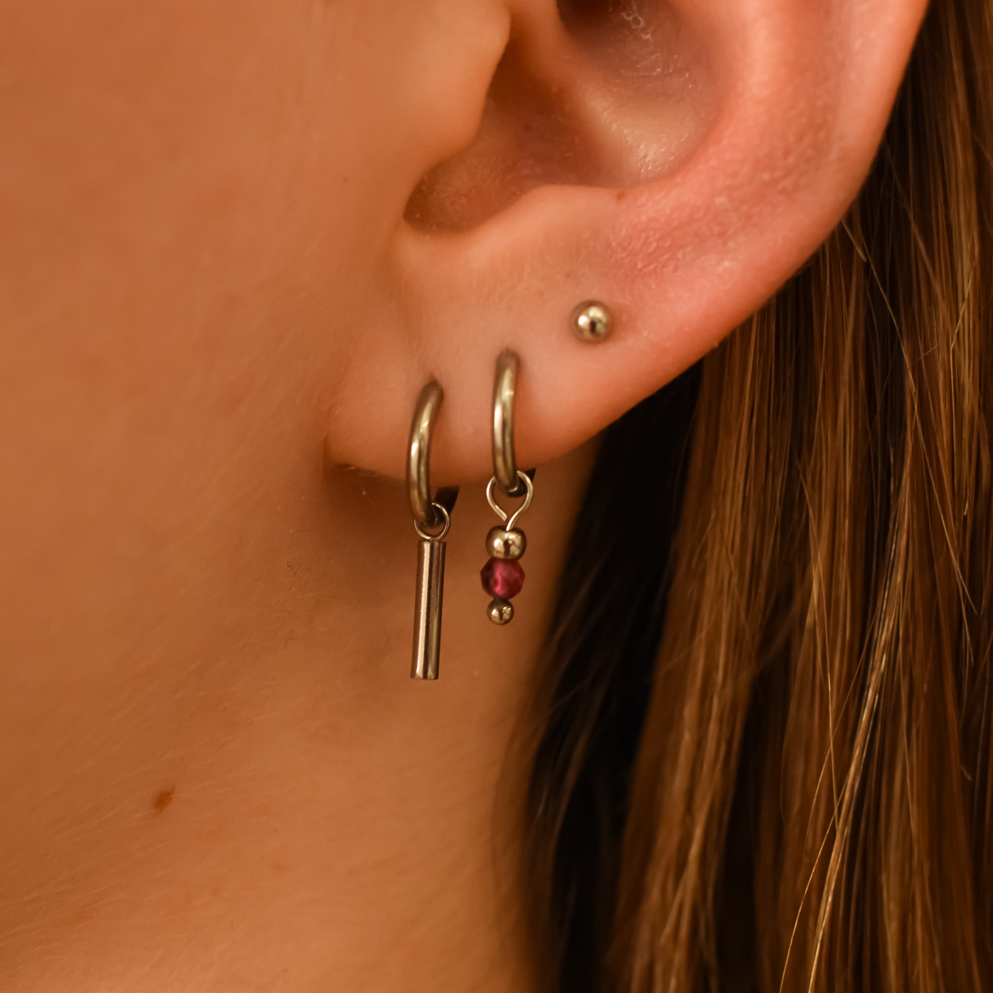 Oorbellen set 3 gaatjes hoops zilver roze stainless steel