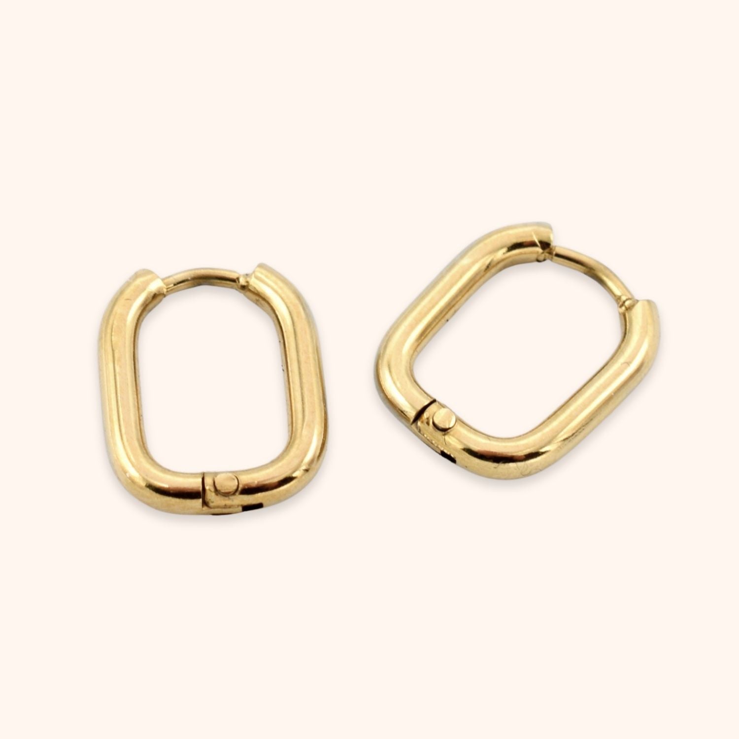 Kleine rechtoekige hoops goud stainless steel