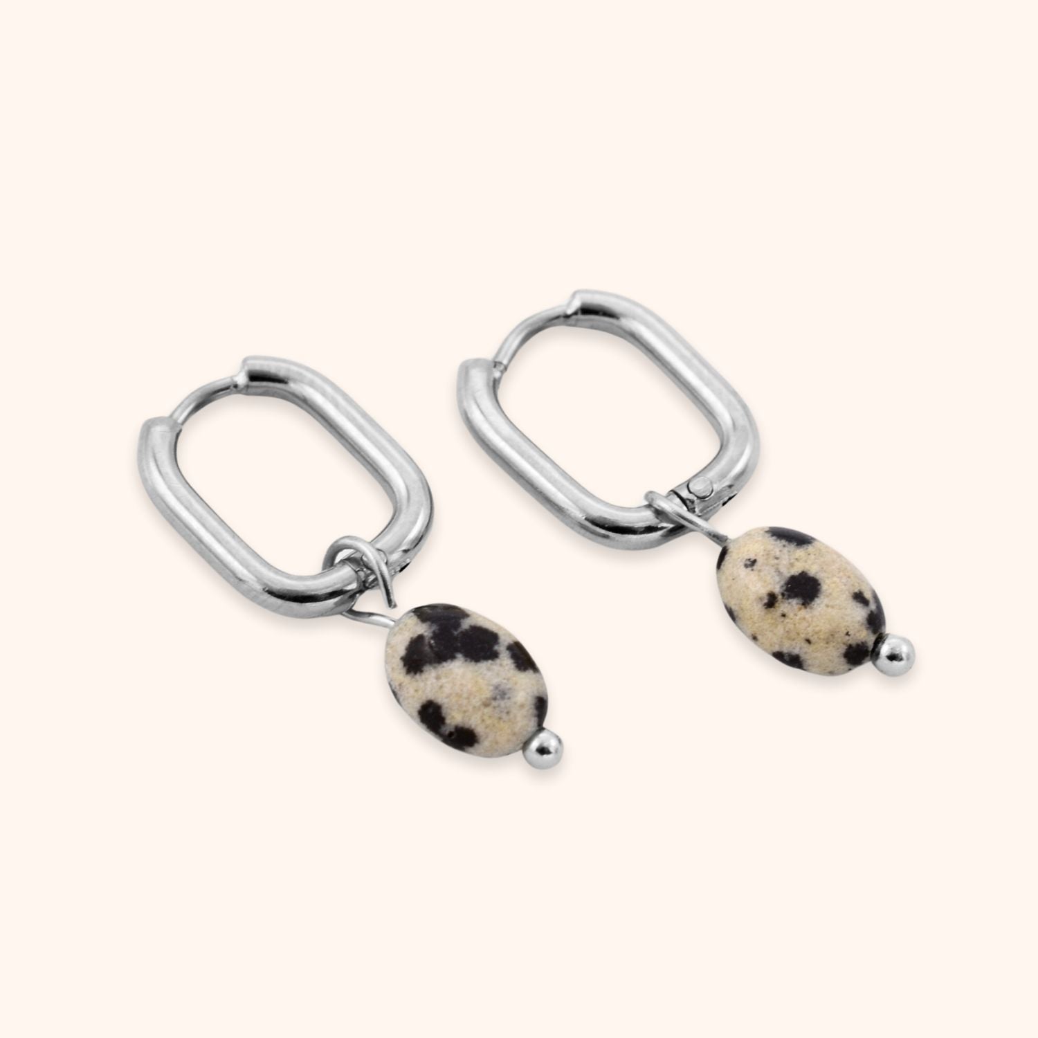 Ovale hoops dalmatiër jaspis hangertje zilver stainless steel