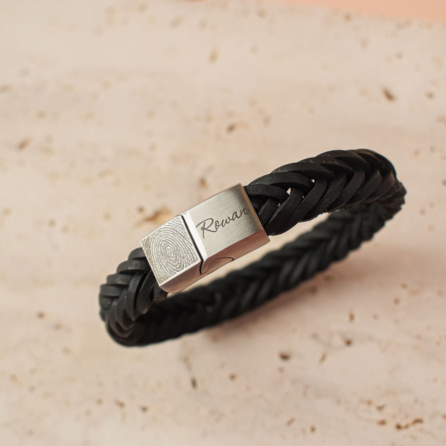 Heren armband leer vingerafdruk