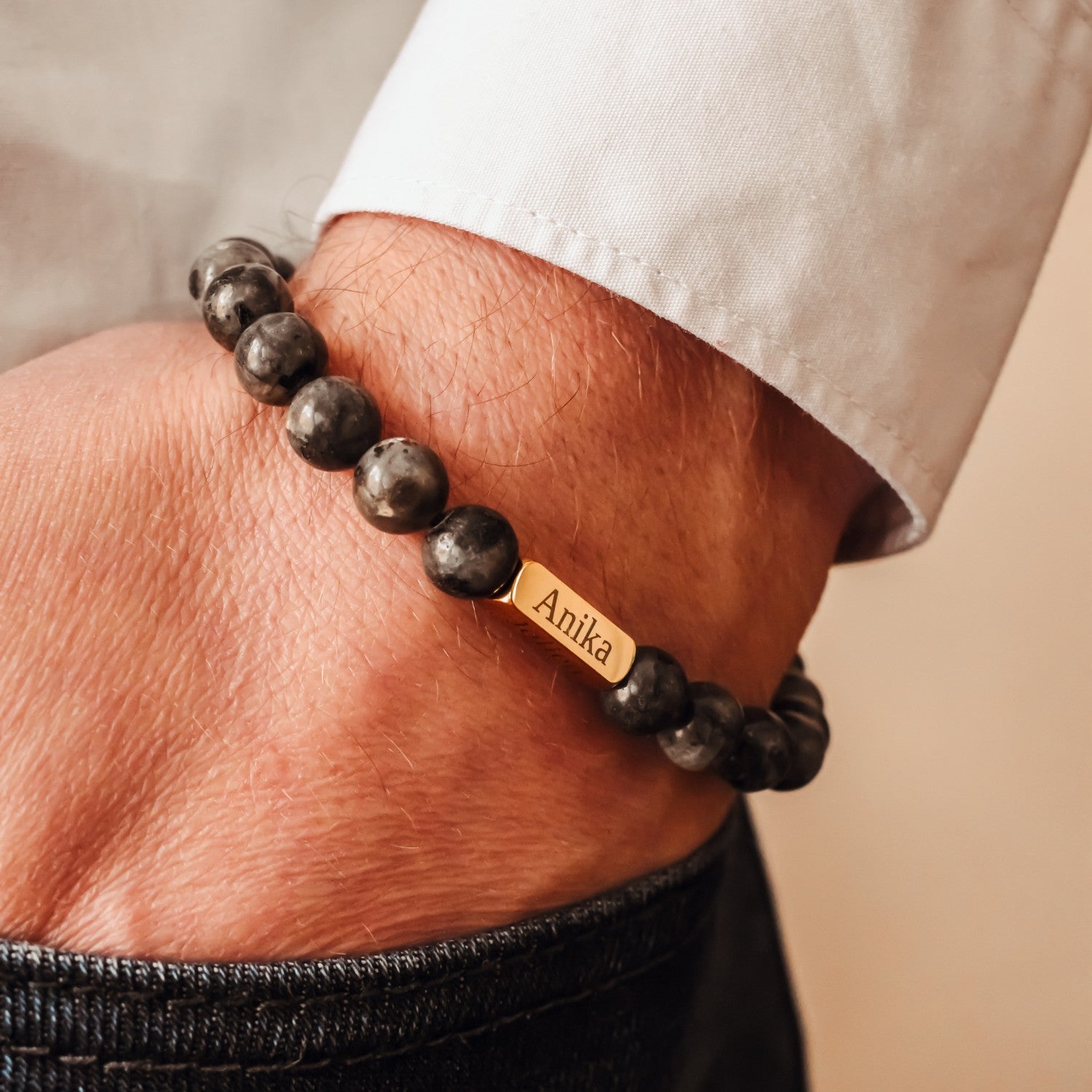 Gepersonaliseerde heren kralen armband met namen labradoriet kralen