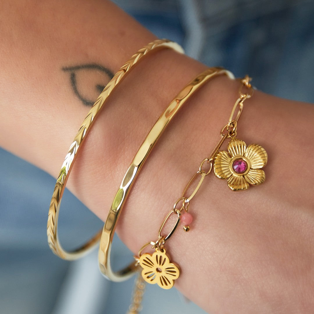 Dunne bangle pijl