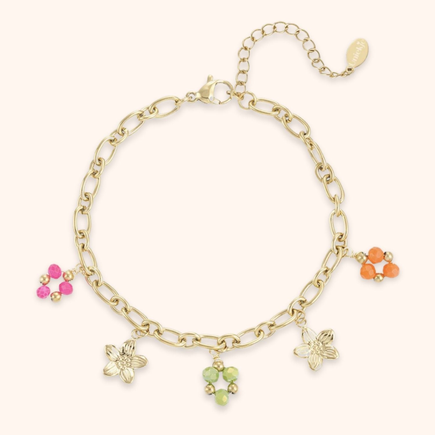 Bedel armband met bloemen en kralen goud stainless steel