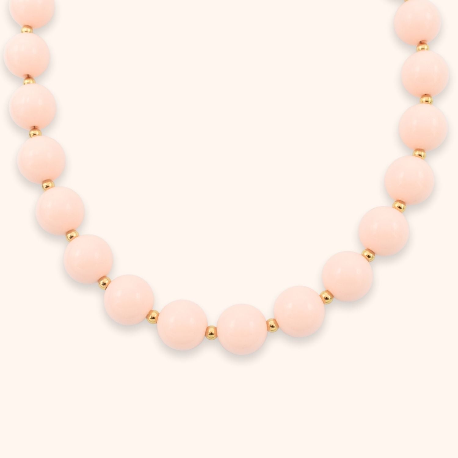 Grote kralen ketting beige