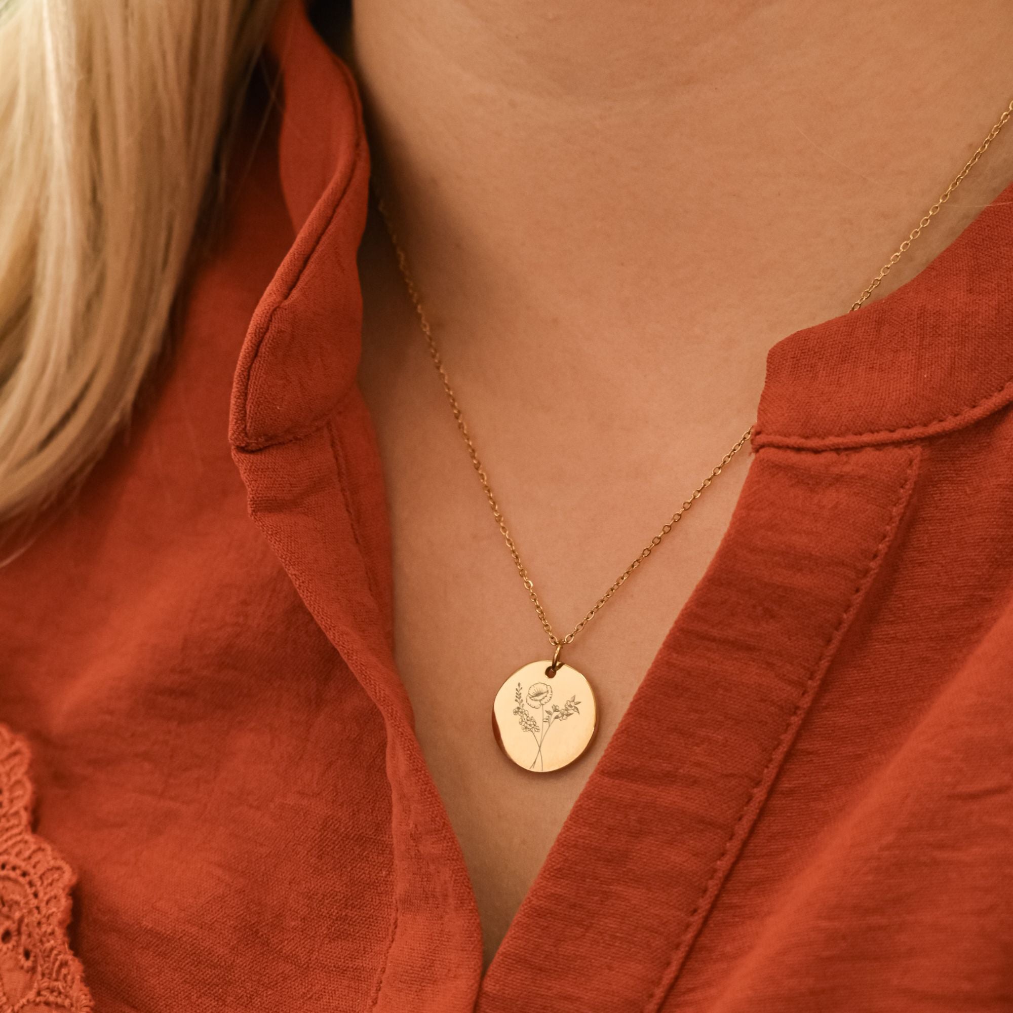 Geboortebloem-ketting-meerdere-bloemen-goud