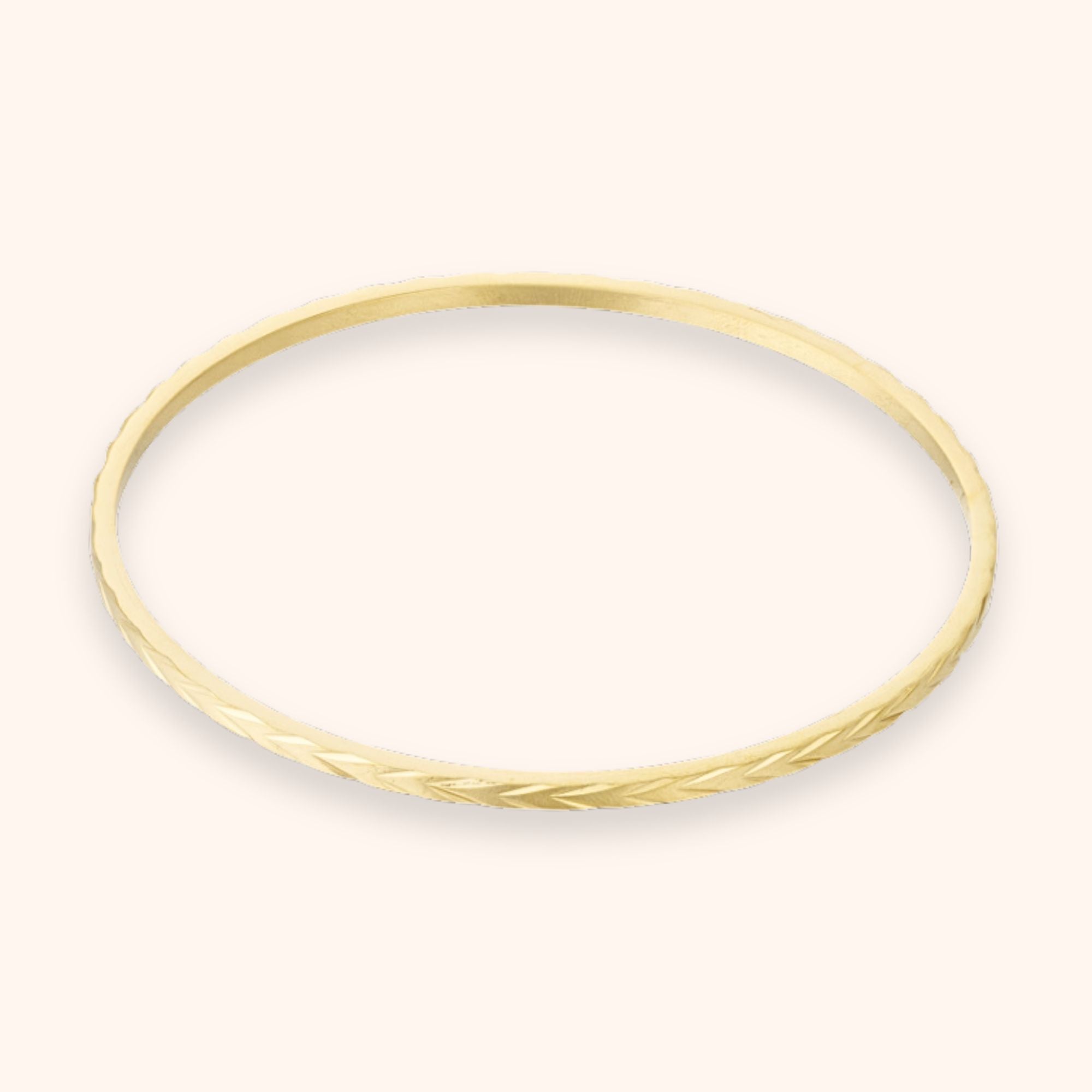 Dunne bangle pijl