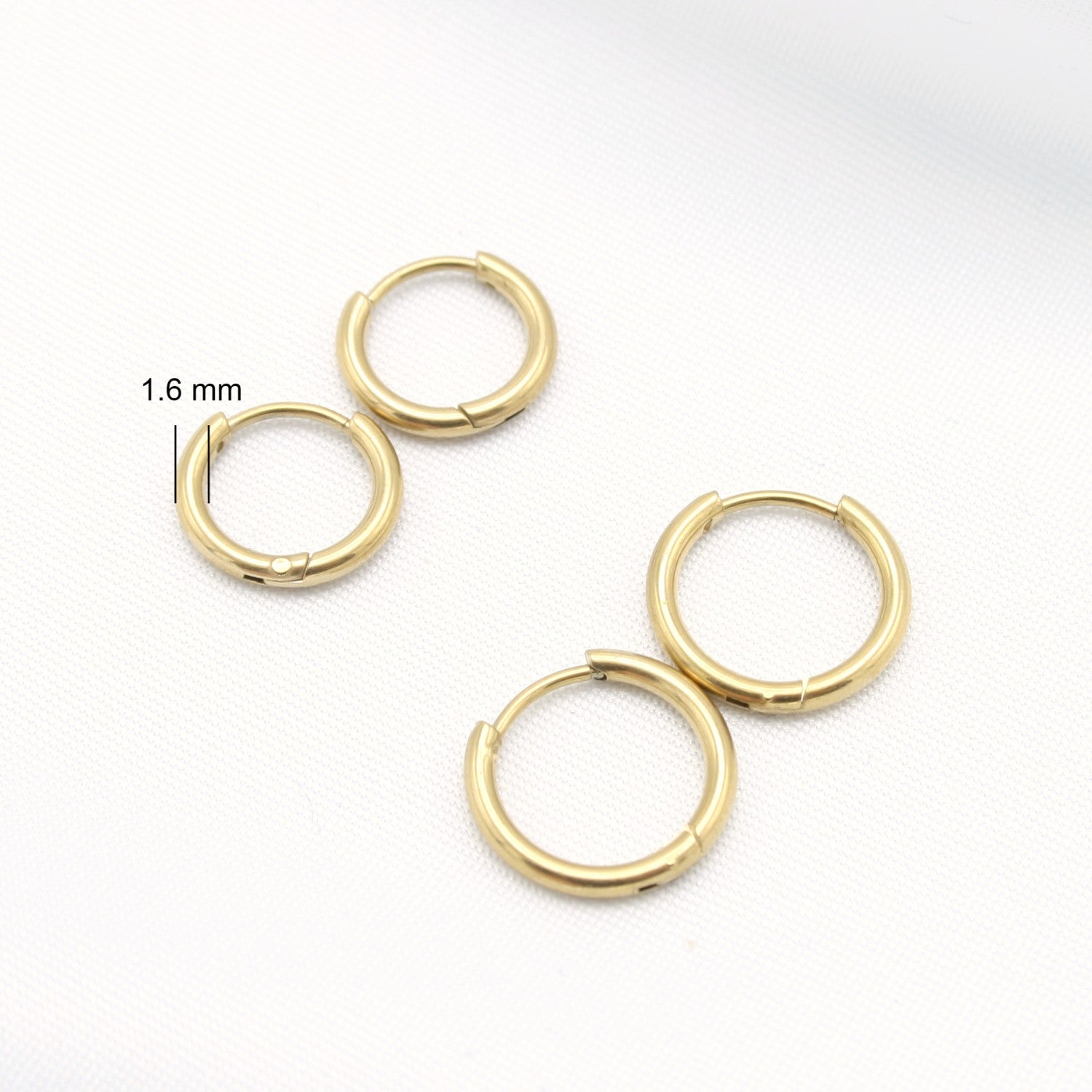Basic oorringen 8 mm | 1.6 mm dik