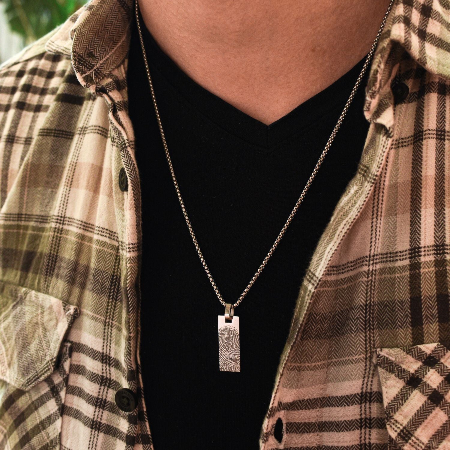 Rechthoekige hanger heren ketting met graveerde vingerafdruk kleur zilver rvs