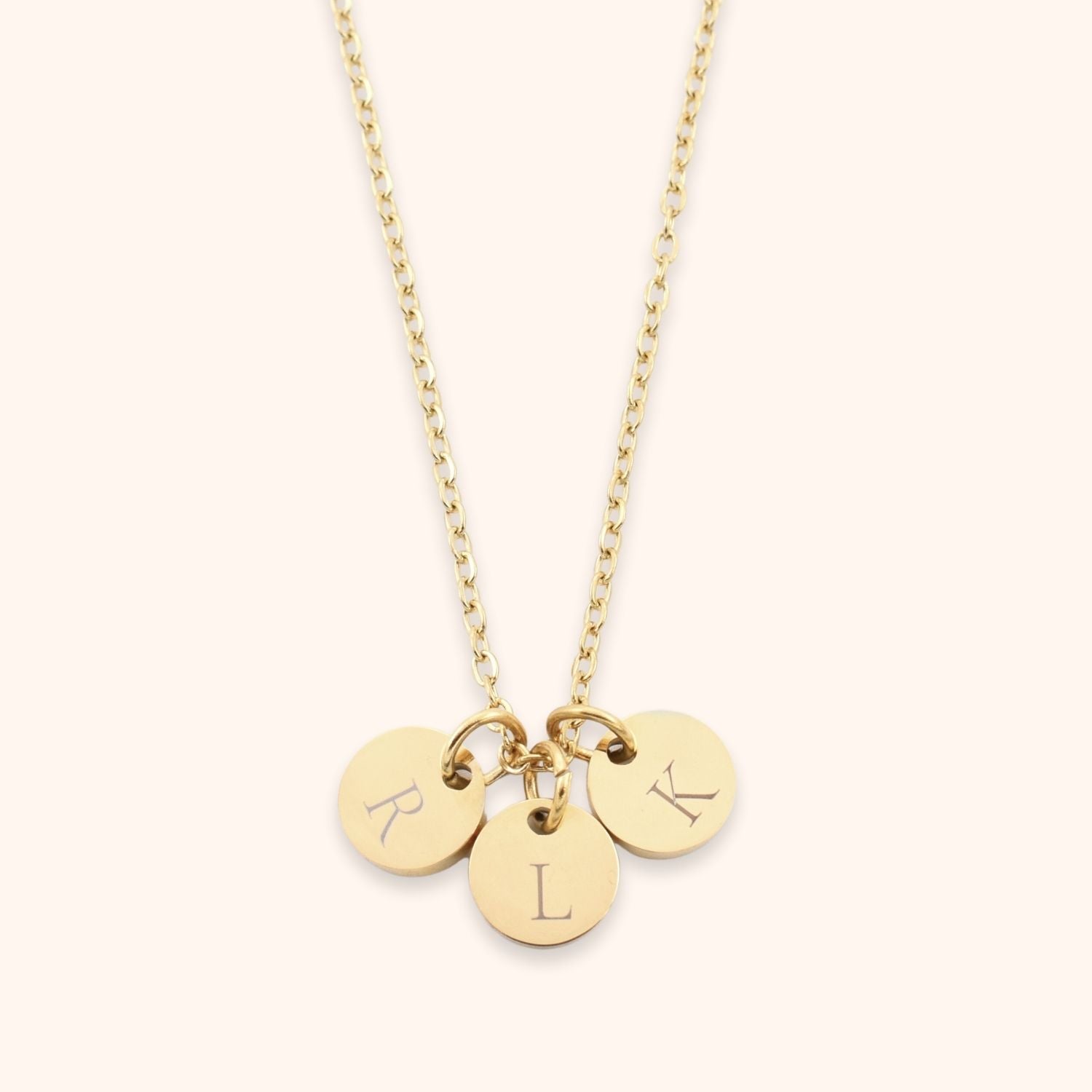 Gepersonaliseerde bedel ketting met 3 initialen goud rvs