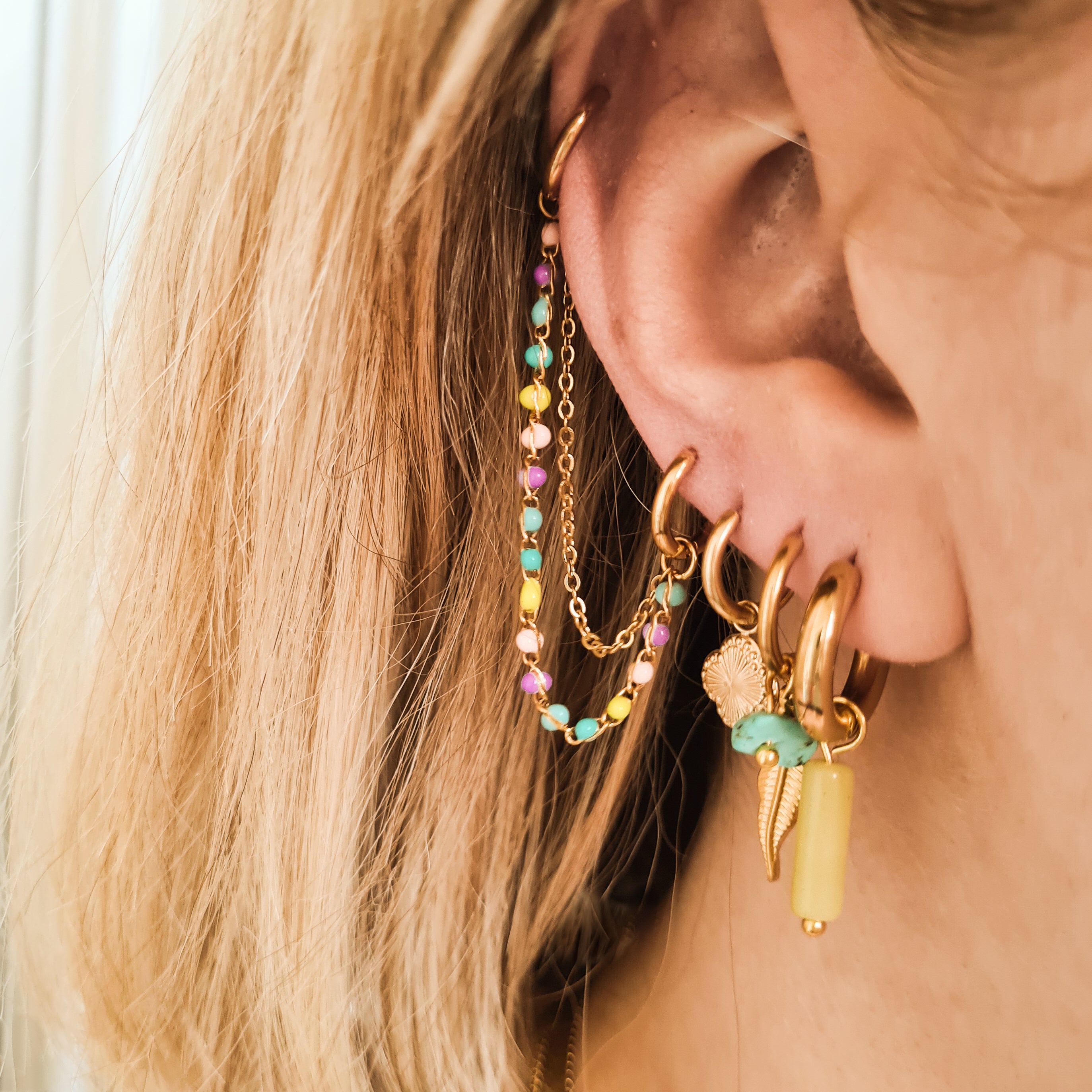 Double earring chain rainbow