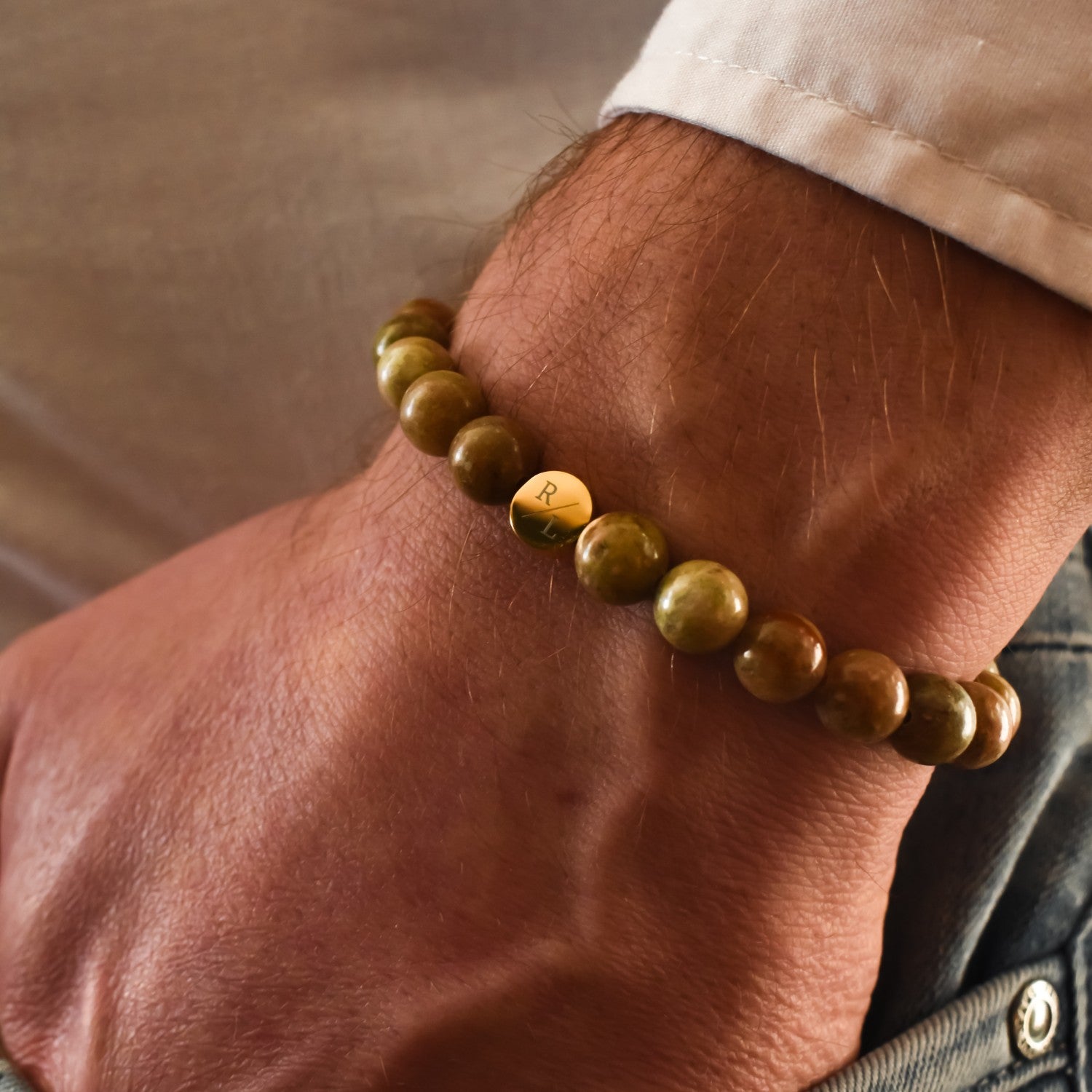 Unakiet kralen armband voor heren gegraveerd met initialen