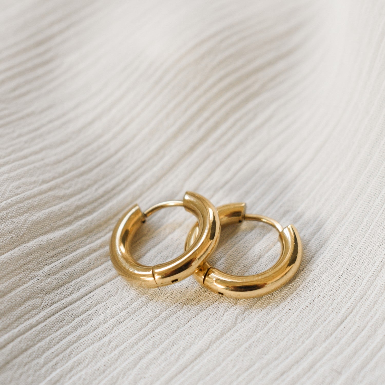 Groffe hoops goud stainless steel