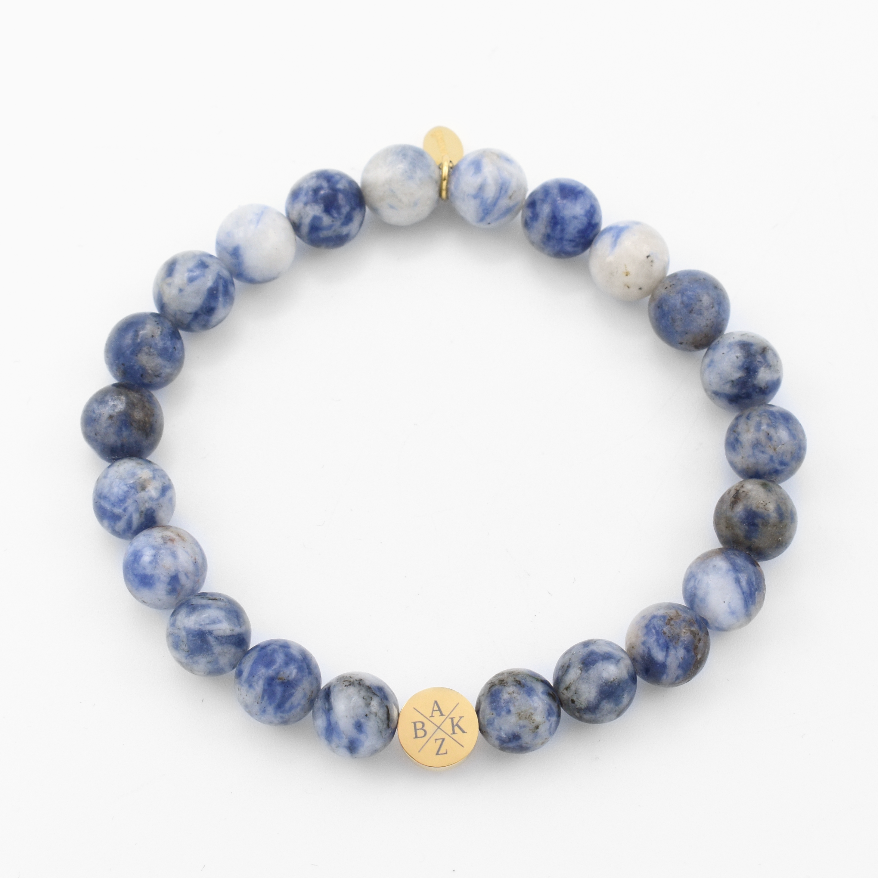 Gegraveerde sodaliet kralen armband voor mannen natuursteen blauw, gepersonaliseerd met initialen